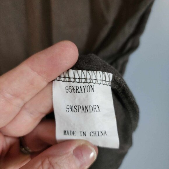 EUC Olive Green Short Sleeve Super Soft top - Picture 5 of 5